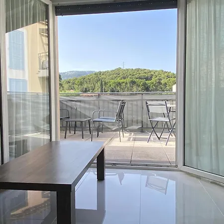 Cosy Avec Piscine 아파트